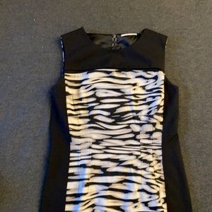 Tahari black dress w pattern